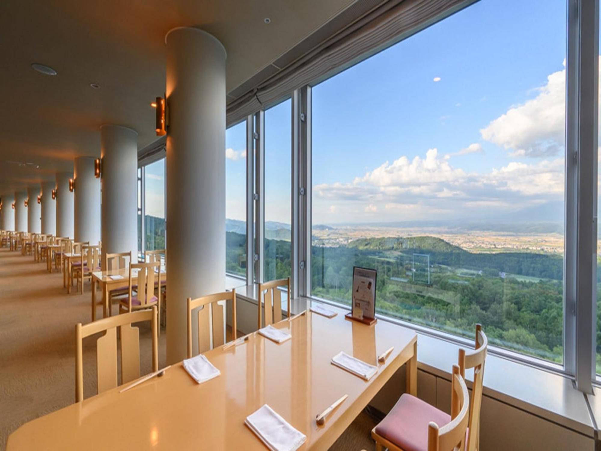 Shin Furano Prince Hotel Exterior foto Restaurant