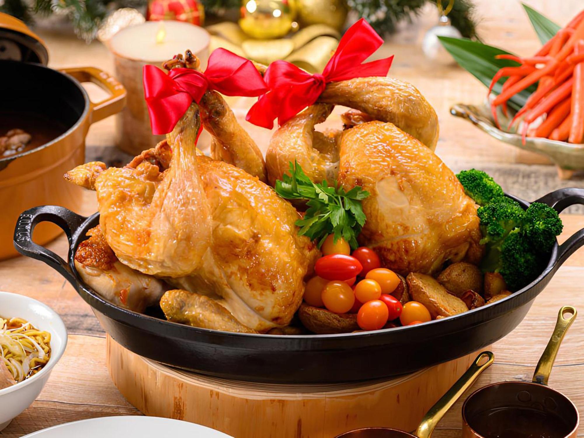 Shin Furano Prince Hotel Exterior foto A whole roasted chicken