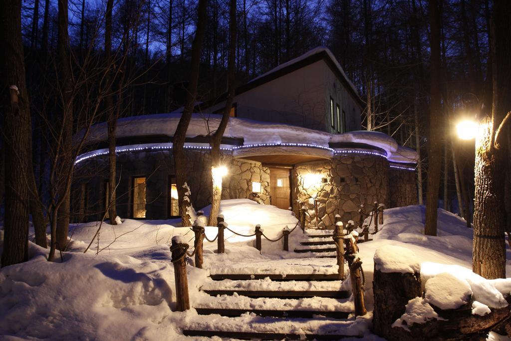 Shin Furano Prince Hotel Exterior foto The entrance to the Hoshino Resort Tomamu