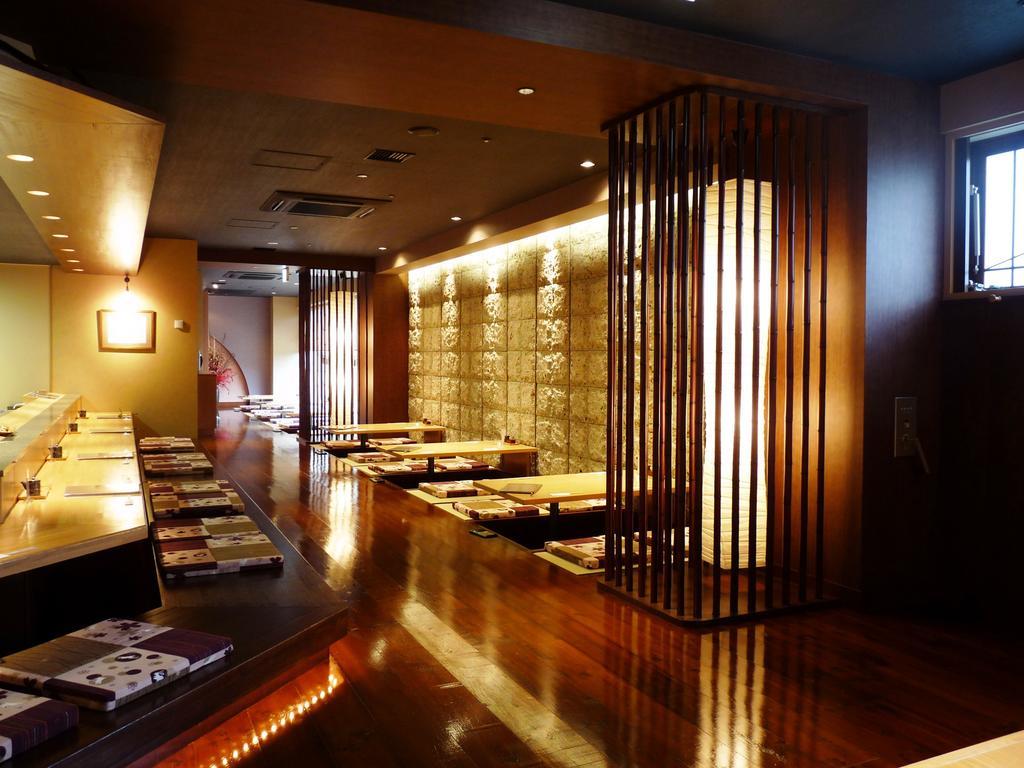 Shin Furano Prince Hotel Exterior foto Interior of a restaurant in Tokyo