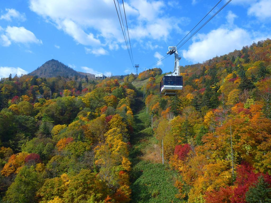 Shin Furano Prince Hotel Exterior foto The cable car