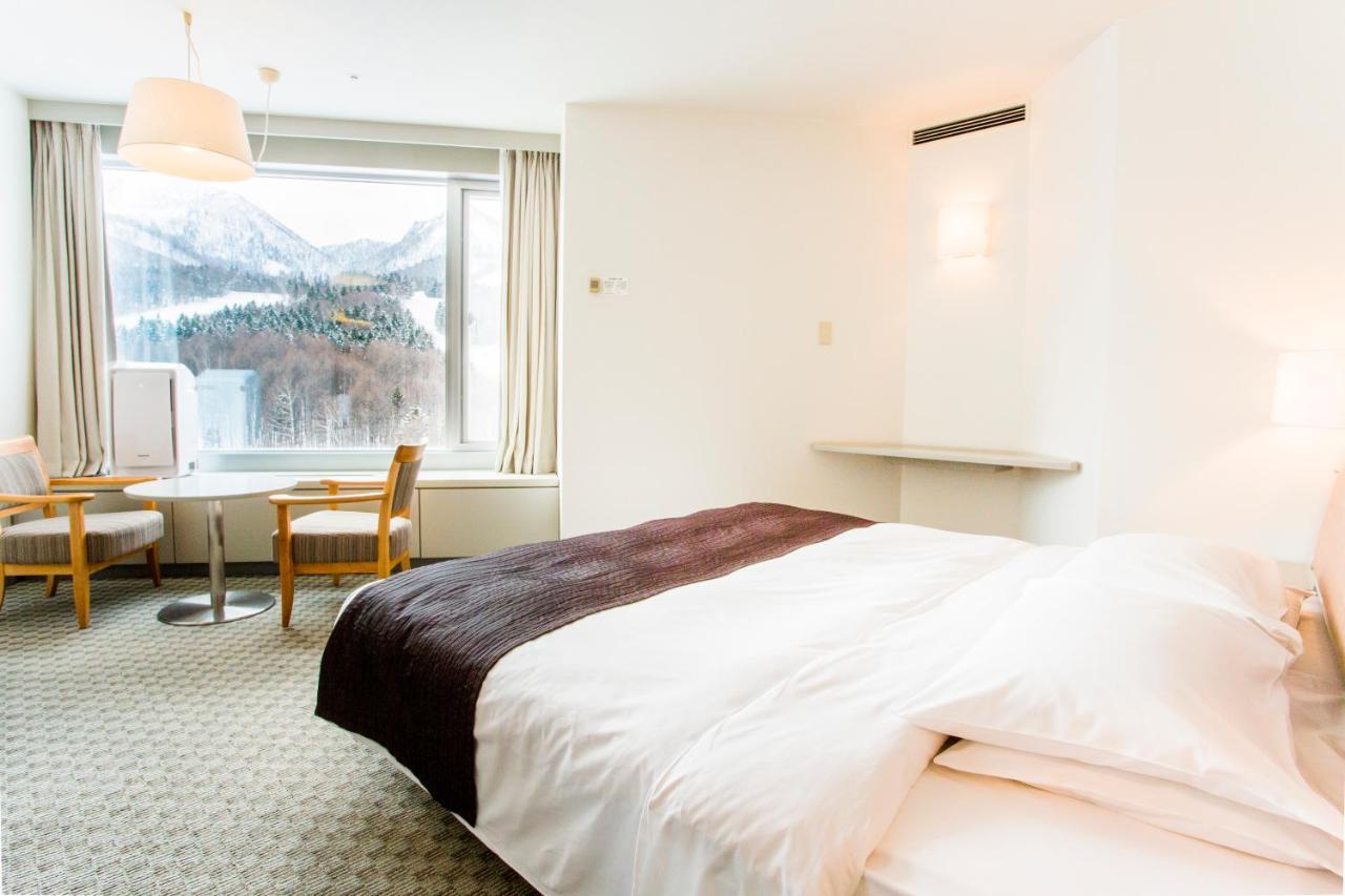 Shin Furano Prince Hotel Exterior foto A room at the hotel