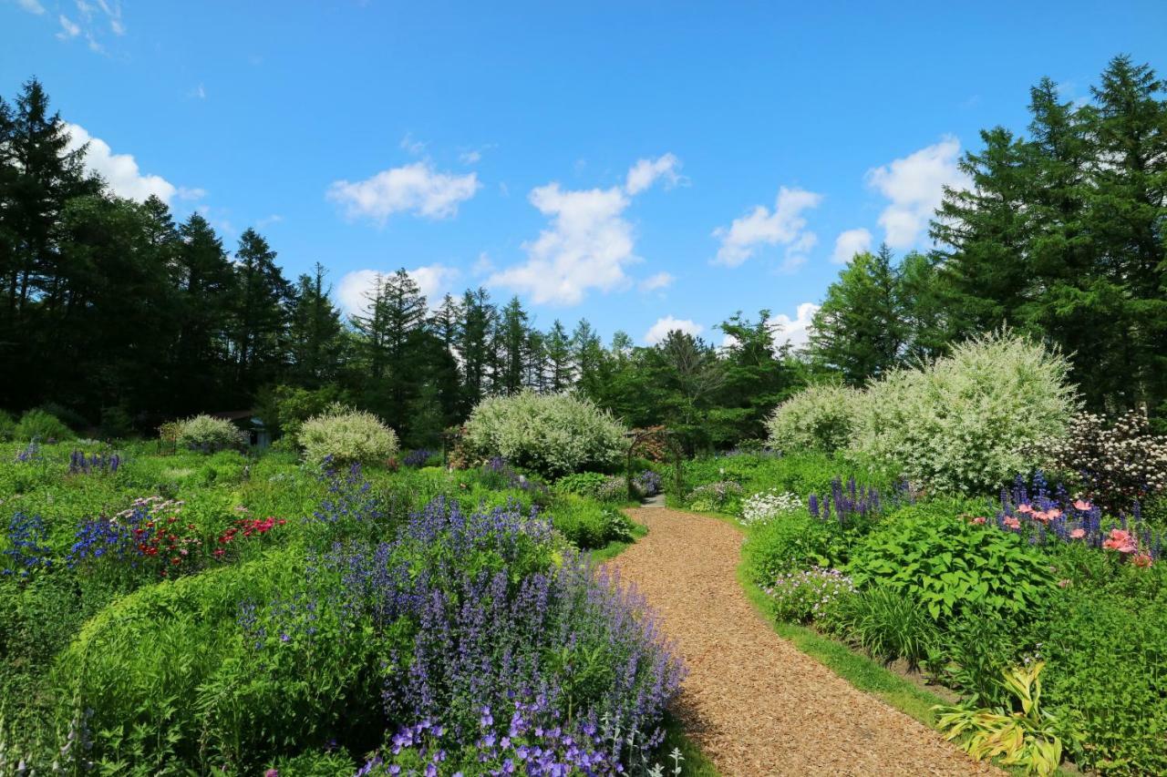 Shin Furano Prince Hotel Exterior foto The Gardens of the Gulf